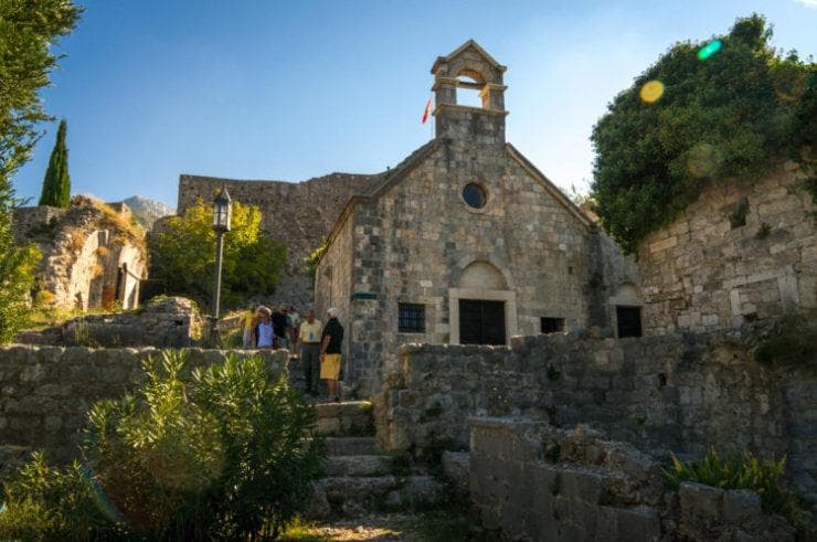 The average property price in Bar is €1,400 per sq. m