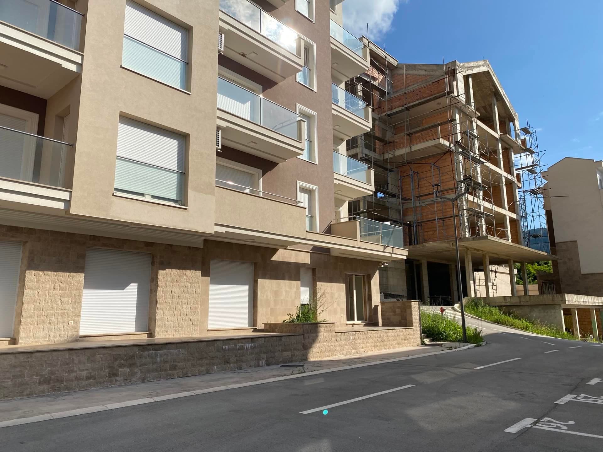 Квартира в Доброте №2118