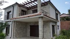 {"ru":"Вилла в Герцег-Нови №1716","en":null}