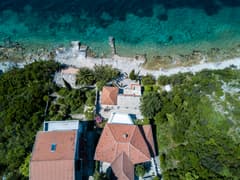 Вилла в Росе на 1 линии №1653