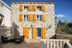 Вилла в Режевичи №1125