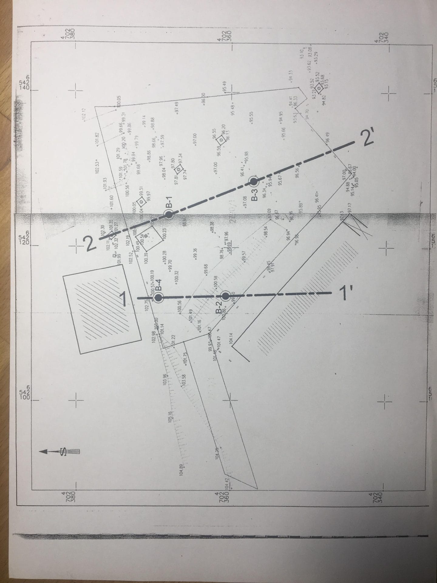 Geodätischer Lageplan eines Grundstücks in Herceg Novi, Montenegro: topografische Darstellung mit Höhenangaben und Grundstücksgrenzen.