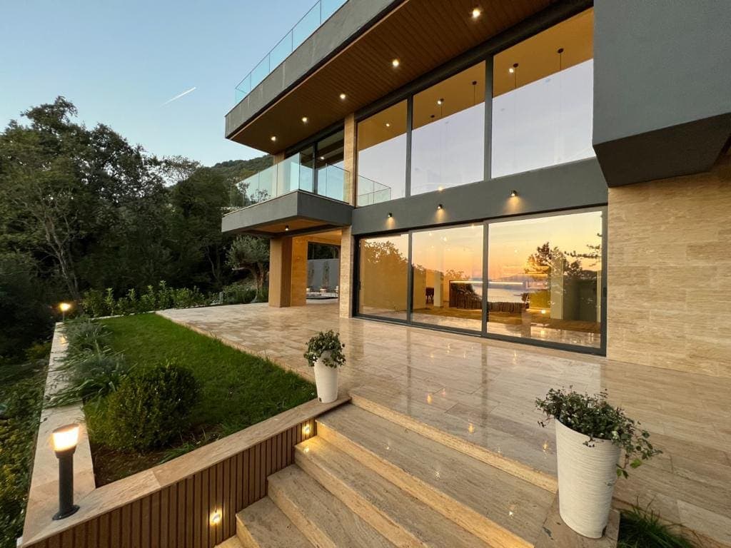 Kavač'ta Villa No. 2056