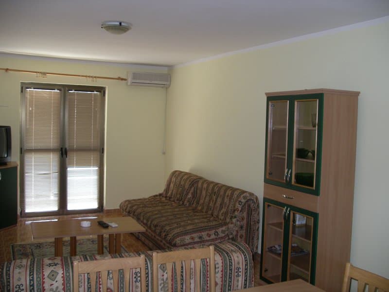 Apartment in Baošići No. 948