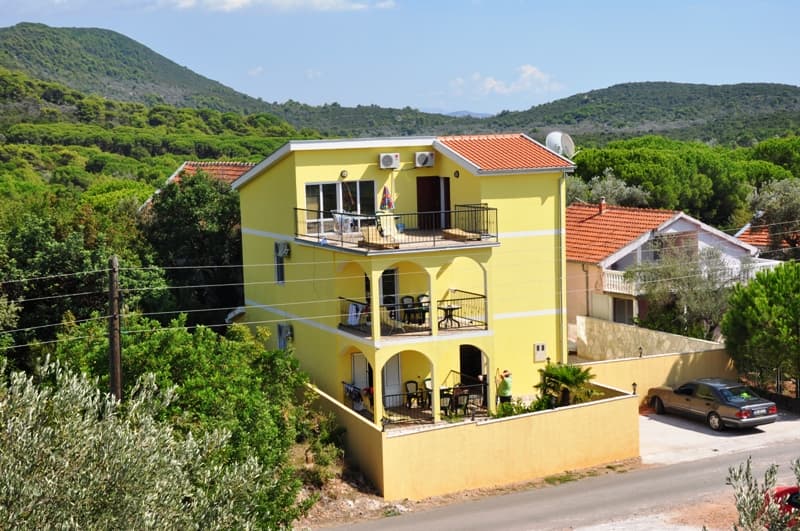 Дом в Луштице №786