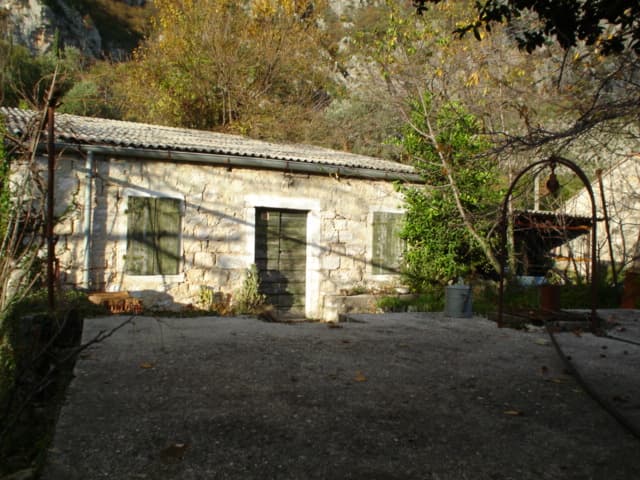 Земельный участок в Герцег Нови №381