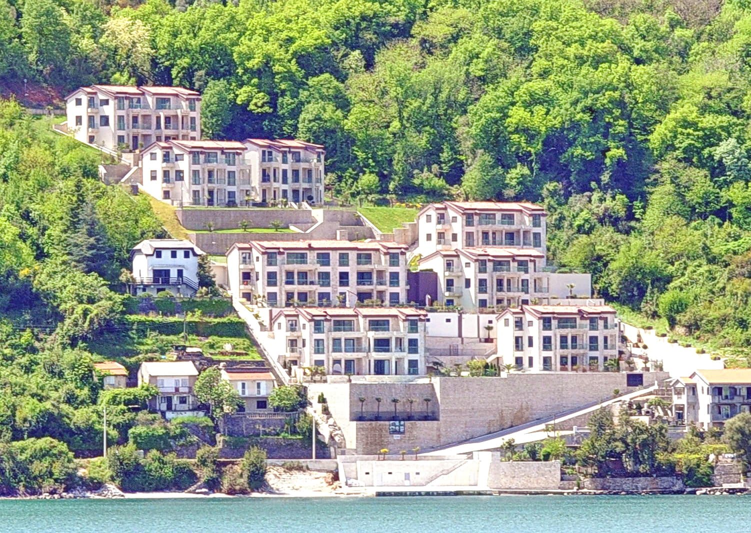 Morinj'de konut kompleksi №186