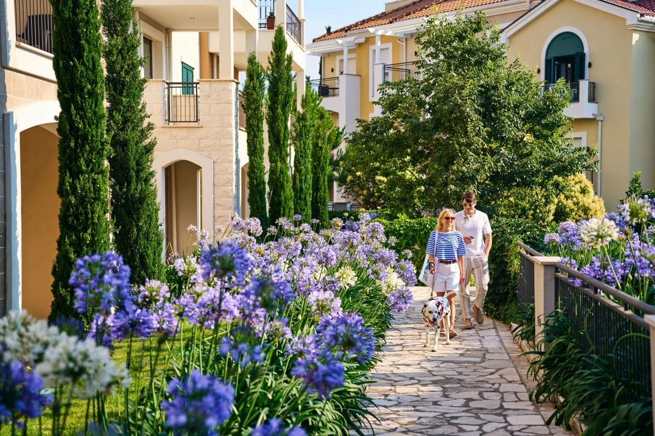 Фото объекта — lustica-bay