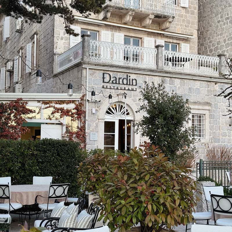 Putovanje kroz Bokokotorski zaliv Crne Gore: Perast, restoran Dardin