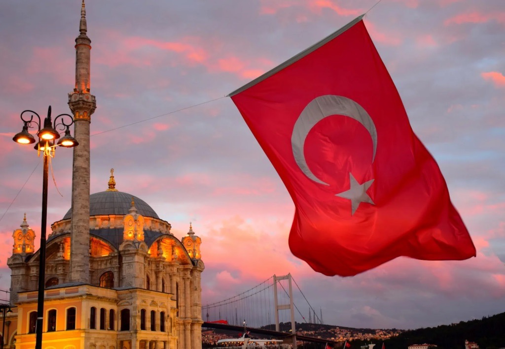 Visafreie Einreise für türkische Staatsbürger nach Montenegro wieder eingeführt
