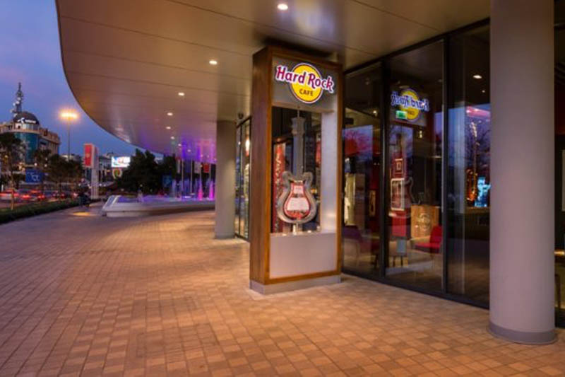 Das Restaurant Hard Rock Cafe hat in Podgorica wieder eröffnet