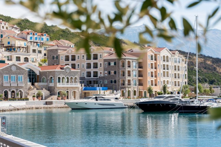 Hotels in Montenegro bieten Rabatte von bis zu 70 %