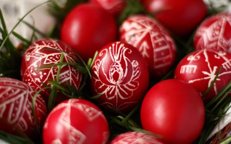 Ostern in Montenegro: Besonderheiten, Traditionen, Vergleich mit russischen und europäischen Bräuchen | 2025