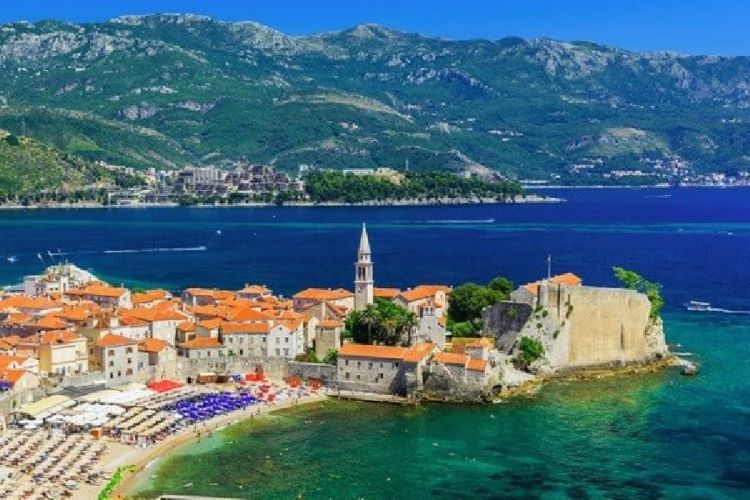 Budva — die am weitesten entwickelte Stadt in Montenegro