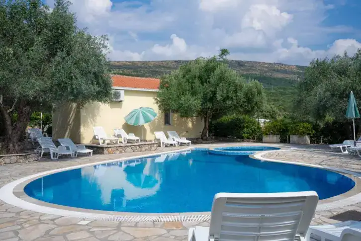 Villa in Bigovo Nr. 2354