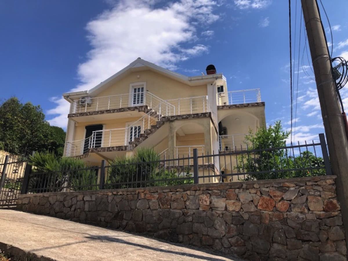 Villa in Krimovica Nr. 2239