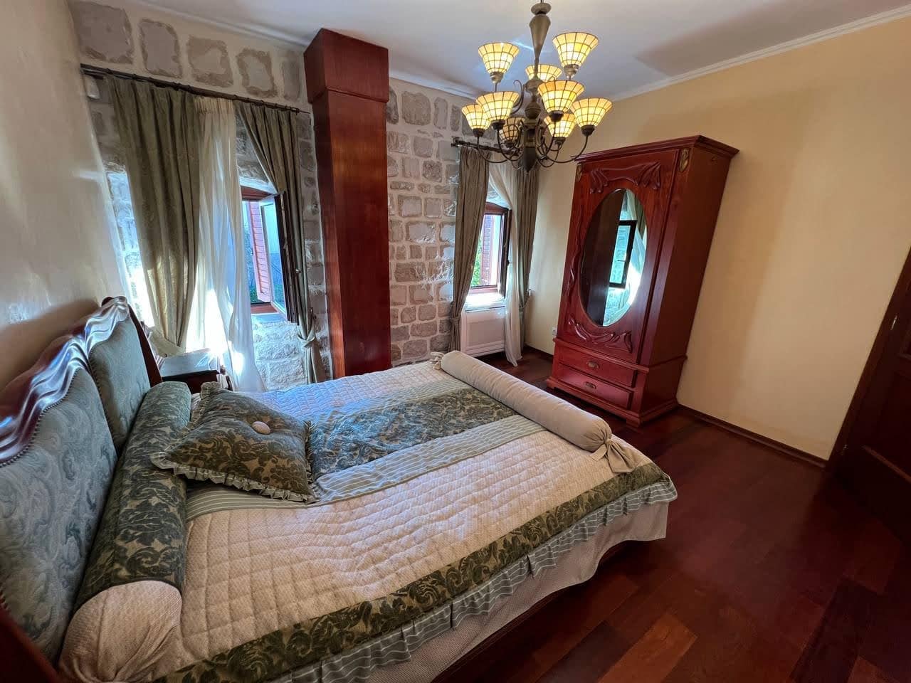 Villa in Kamenari Nr. 2418