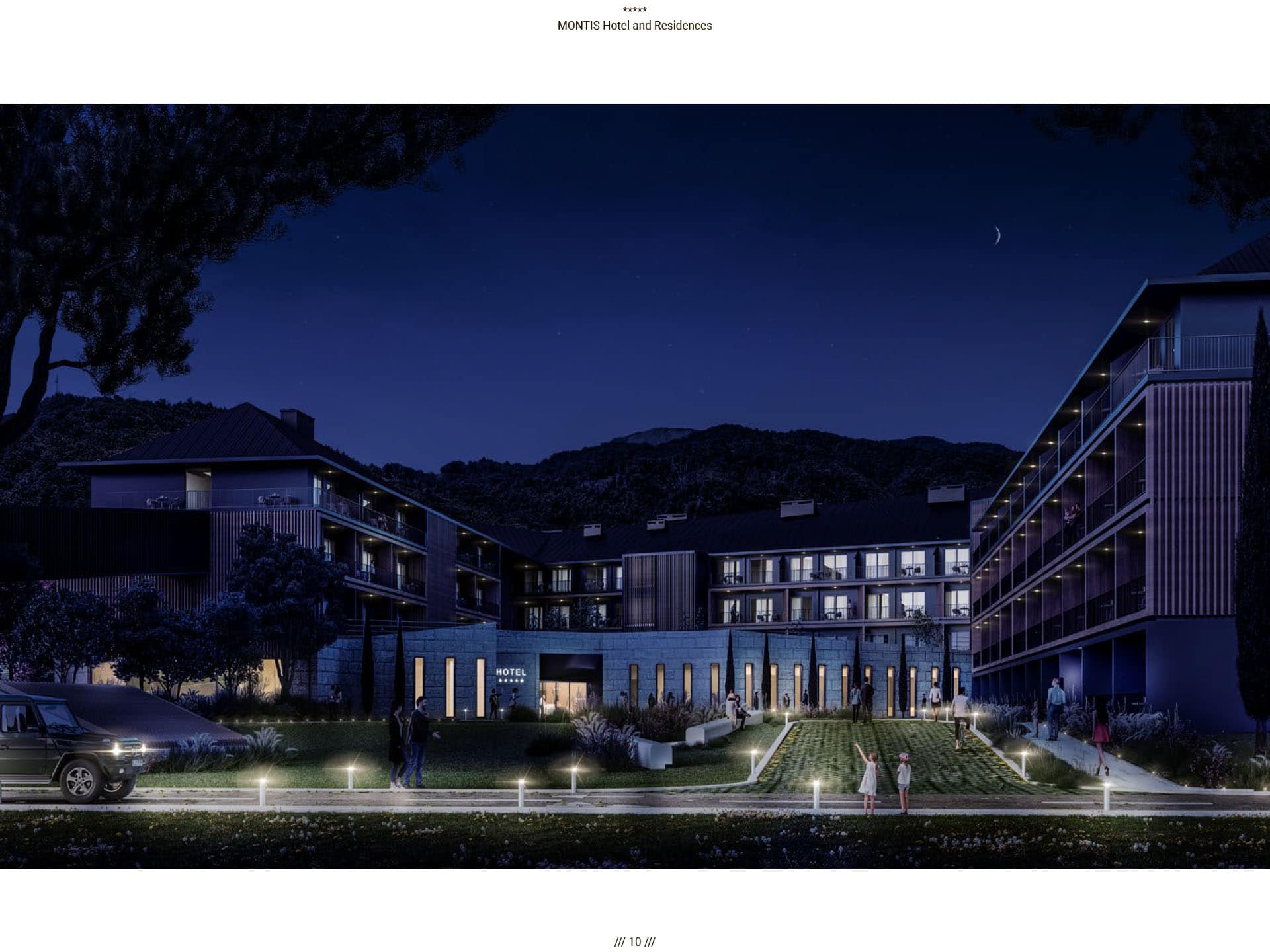 Ночной вид на фасад отеля Montis Hotel and Residences в Колашине, Черногория, с подсветкой и благоустроенной территорией