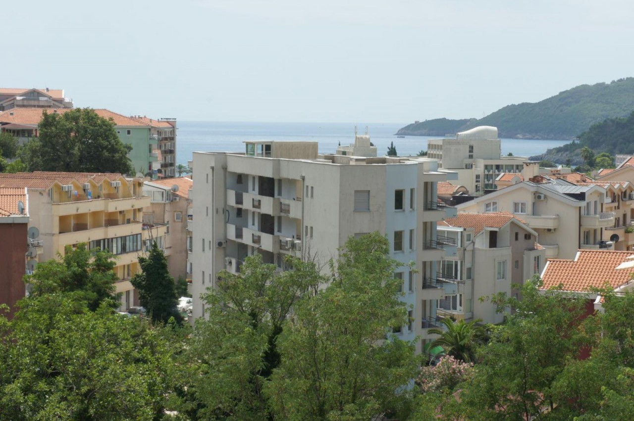 Wohnung in Bečići Nr. 1603