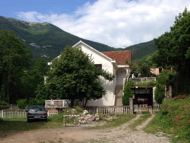 Haus in Tivat Nr. 1518