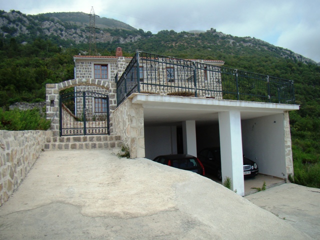Petrovac'ta Ev №324