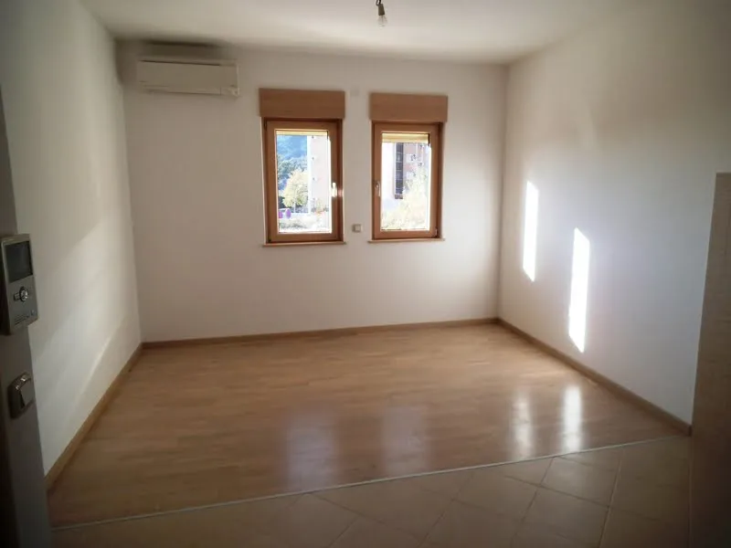 Wohnhaus in Bečići Nr. 906