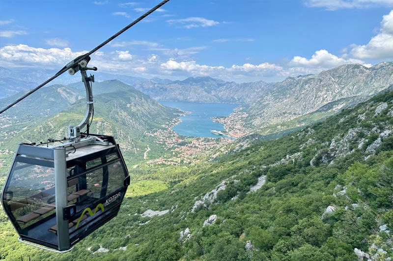 Die Seilbahn von Igalo nach Herceg Novi wird 2026 in Betrieb gehen