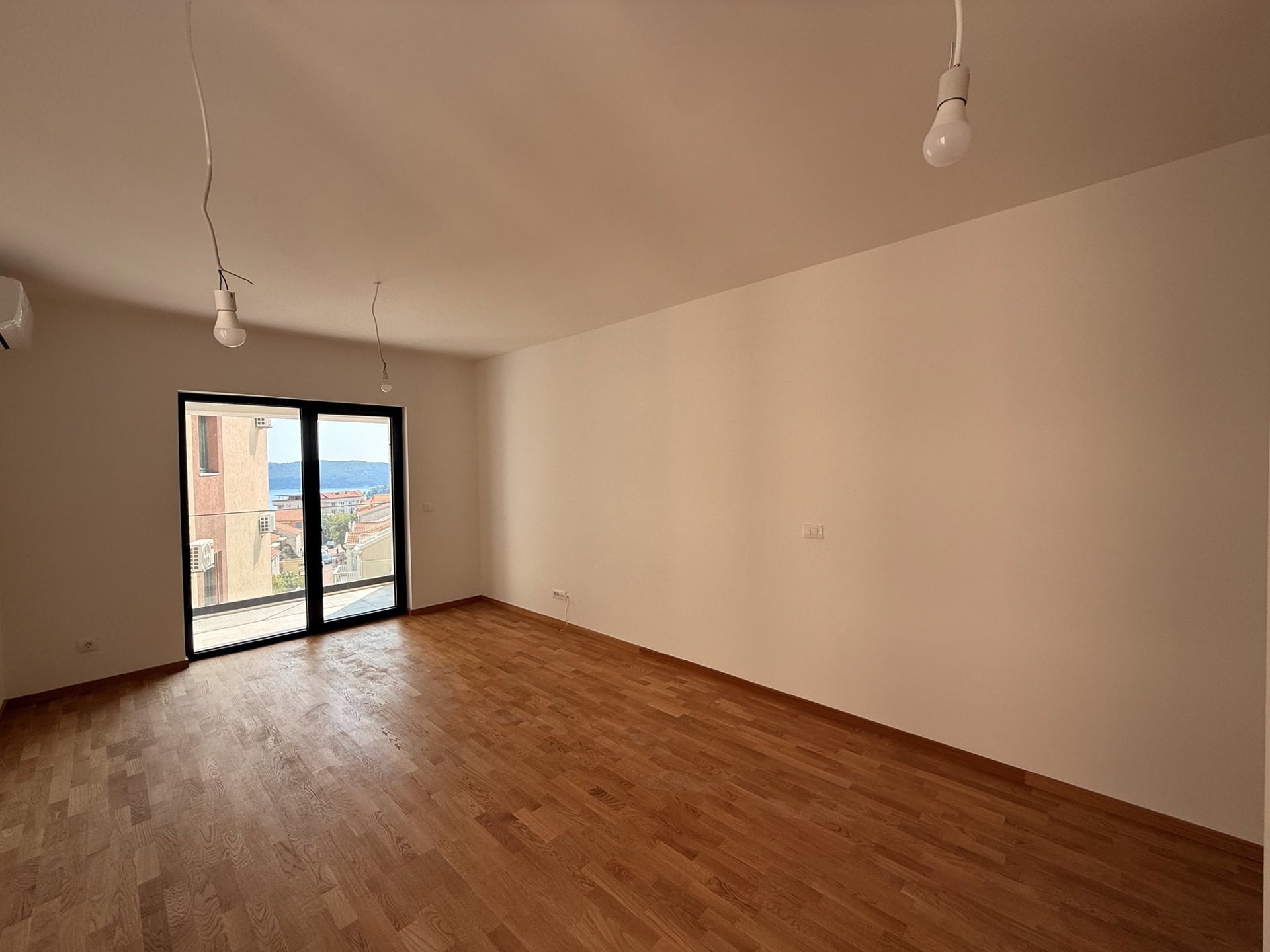 Wohnung in Bečići Nr. 2465