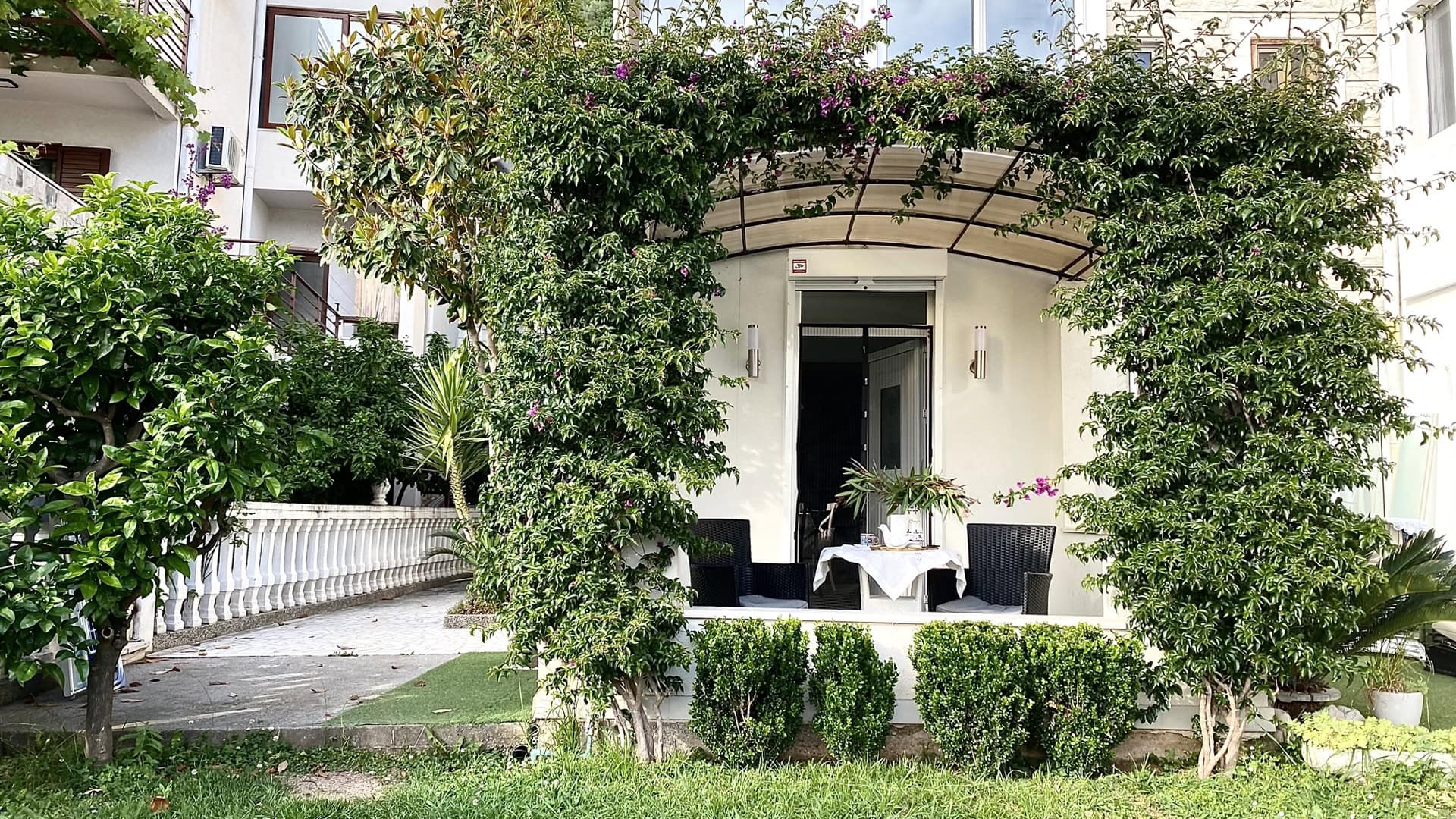 Wohnung in Petrovac Nr. 2459