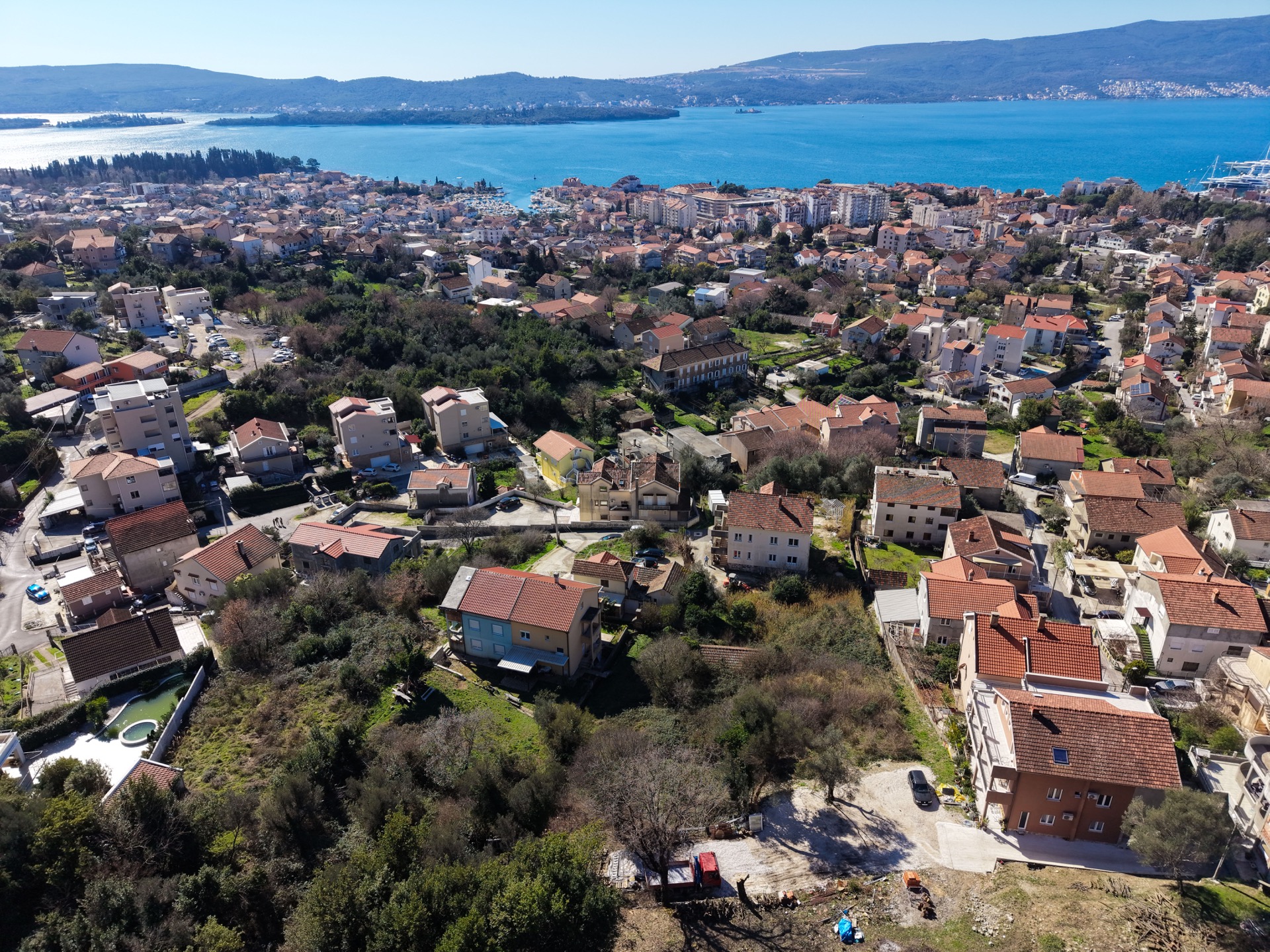 Außenansicht — Grundstück in Tivat