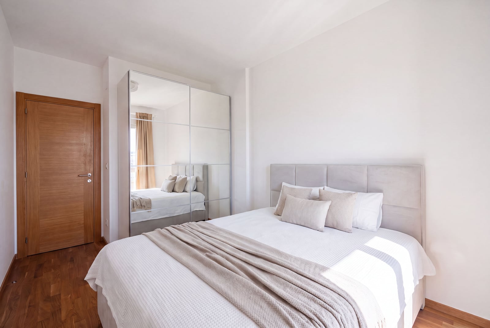 Chambre — Appartements à Bečići