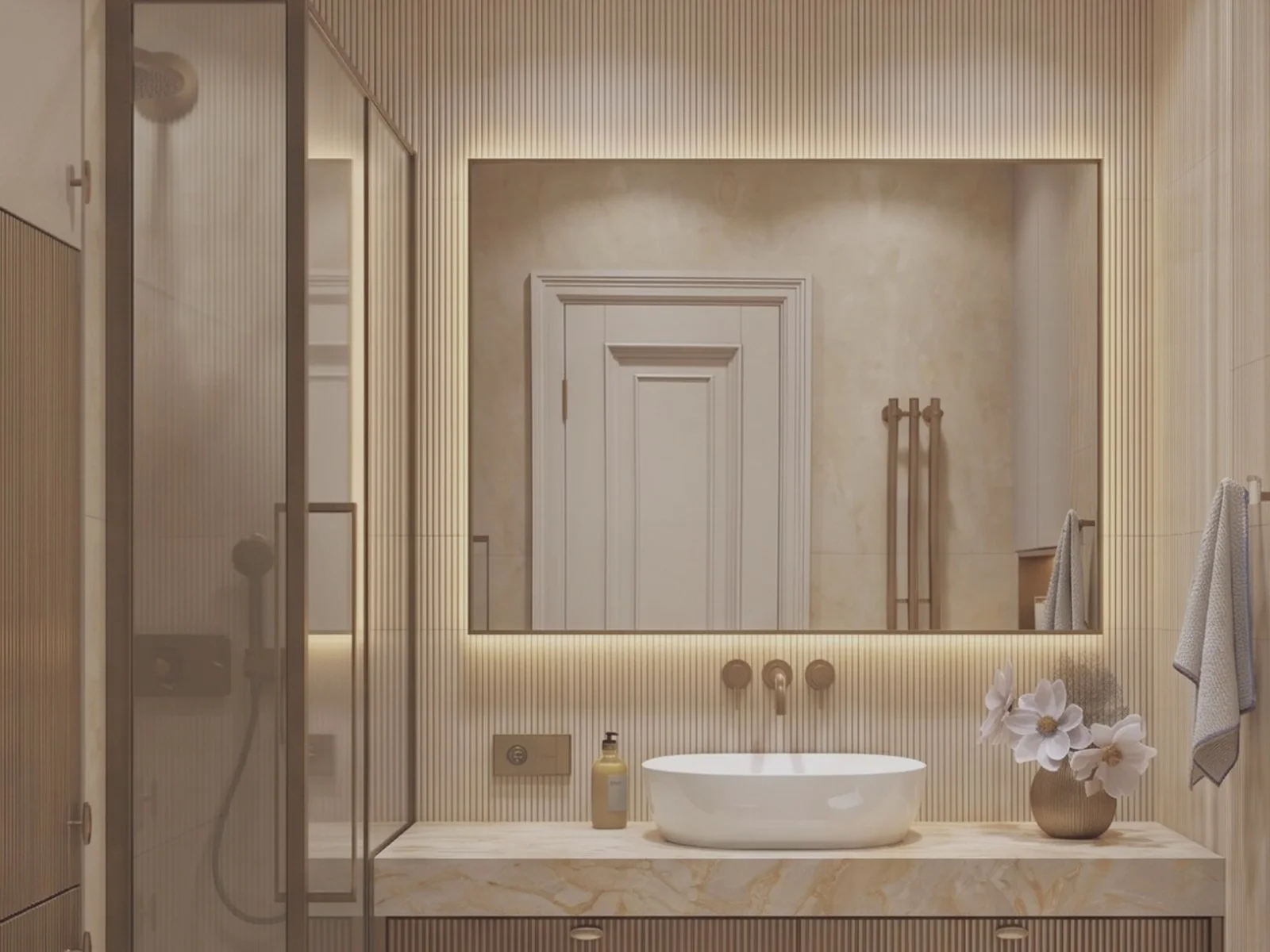 Beyaz vasitalı lavabolu, mermer tezgahlı, arka ışıklı mirrorlu ve cam duşlu modern banyo.