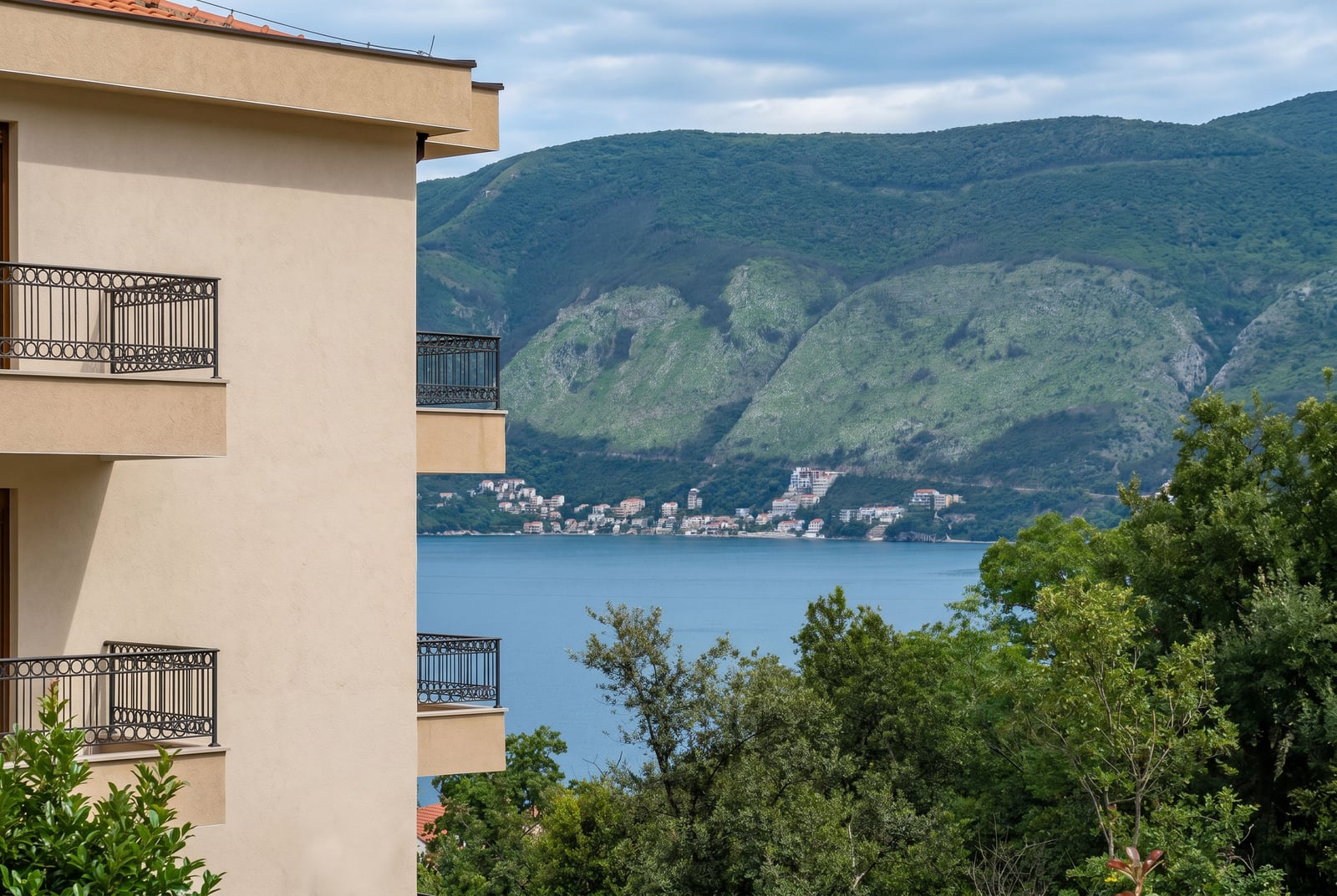 Stan u Herceg Novom №2695