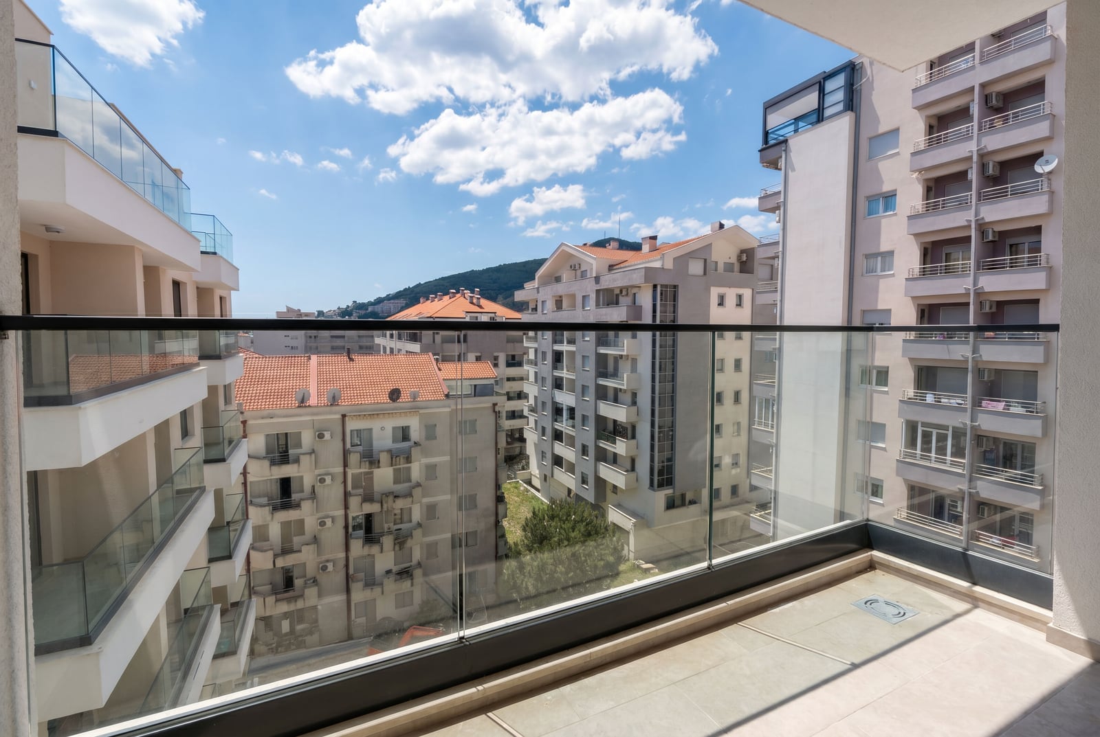 Apartment in Budva No. 2719