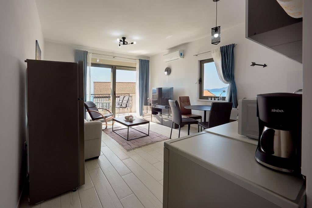 Apartment in Kamenovo #2733