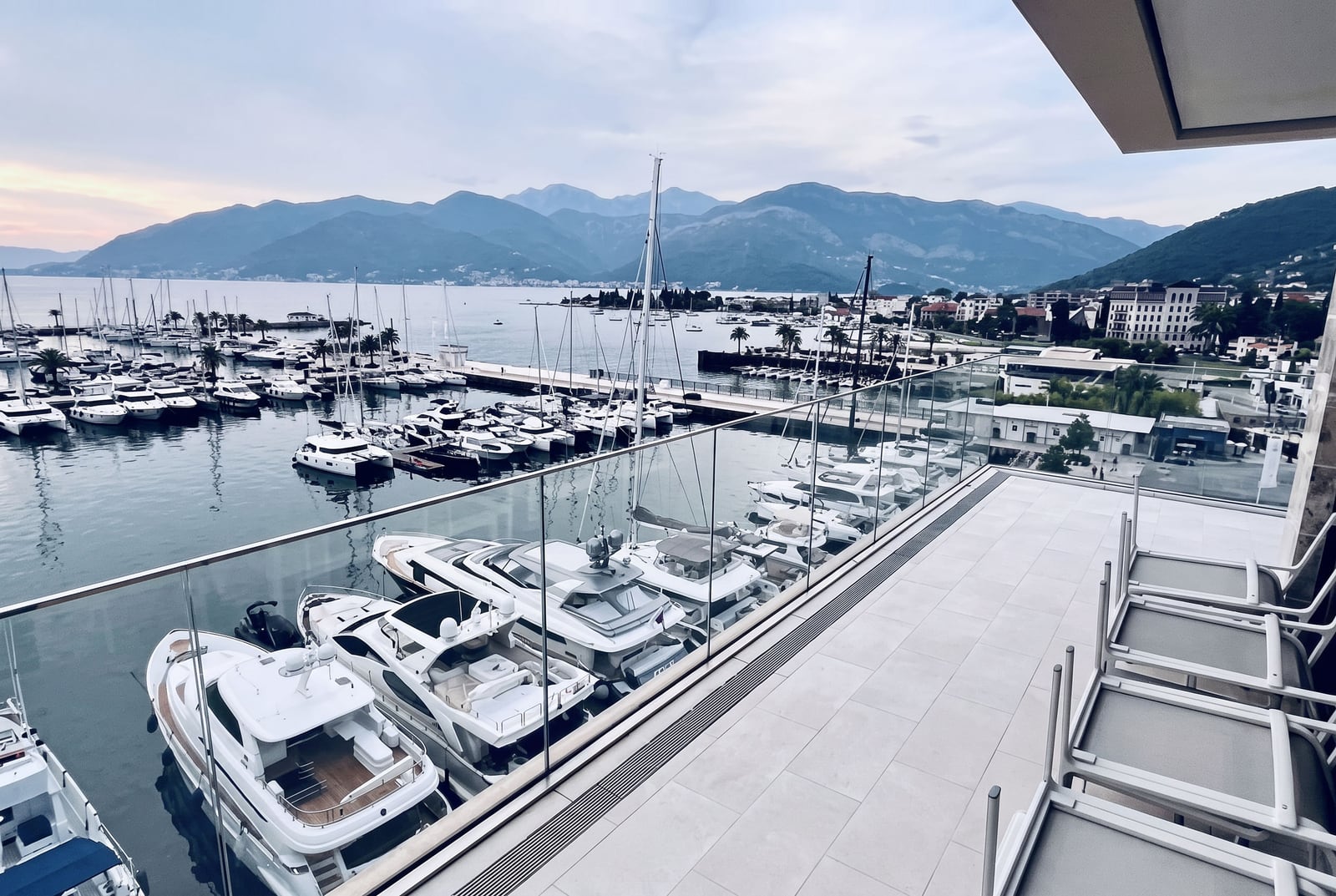 Балкон — Porto Montenegro в Тиват