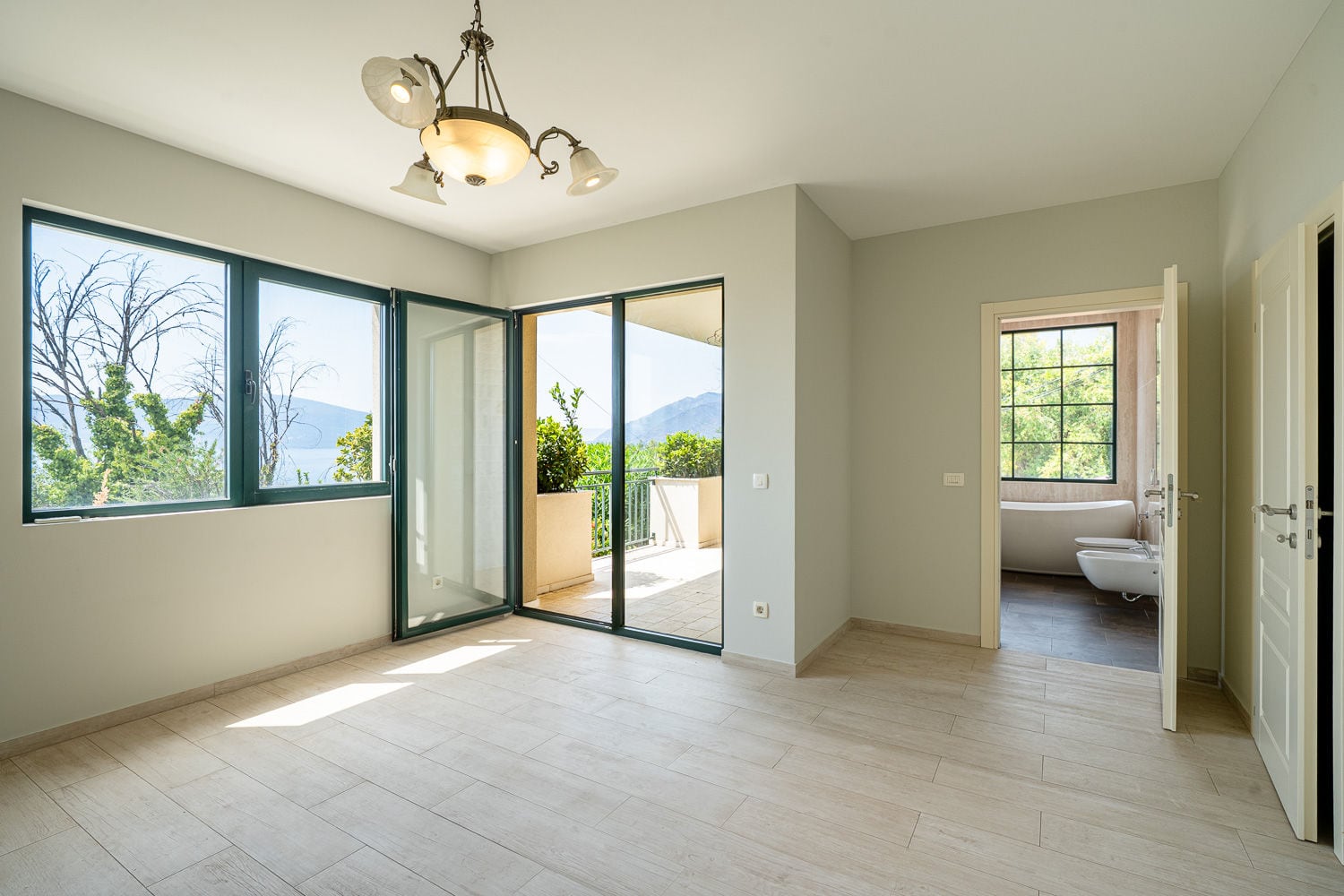 Villa in Tivat No. 2891