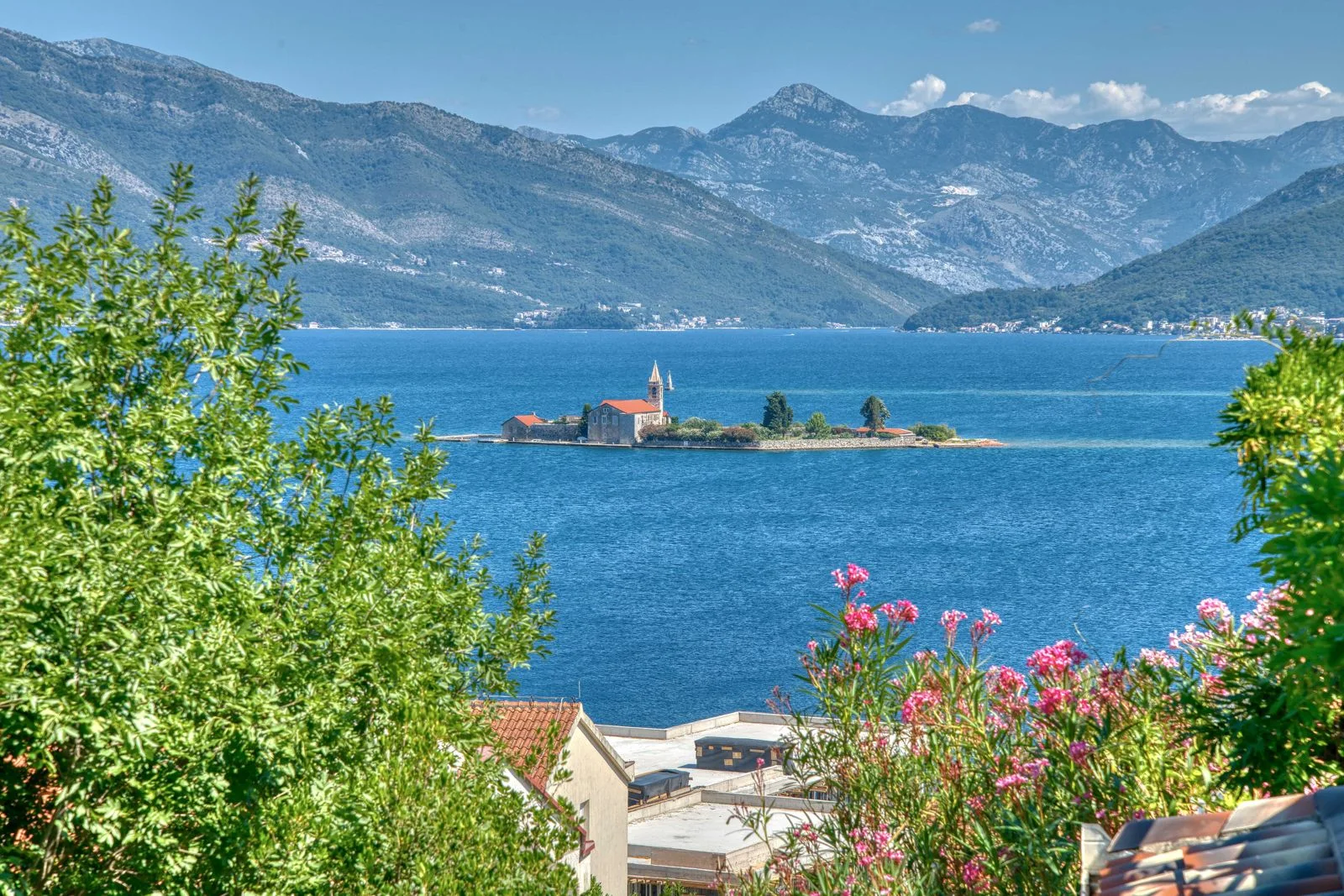 House in Tivat No. 2947