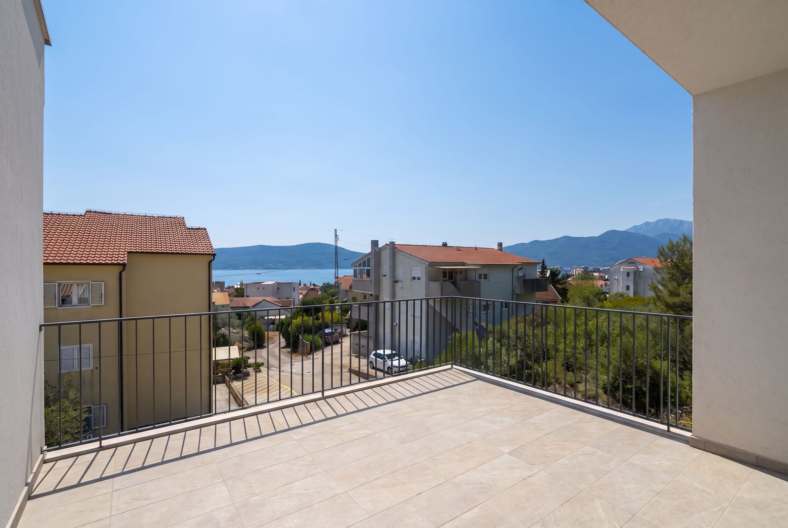 Tivat'ta Daire No: 2906