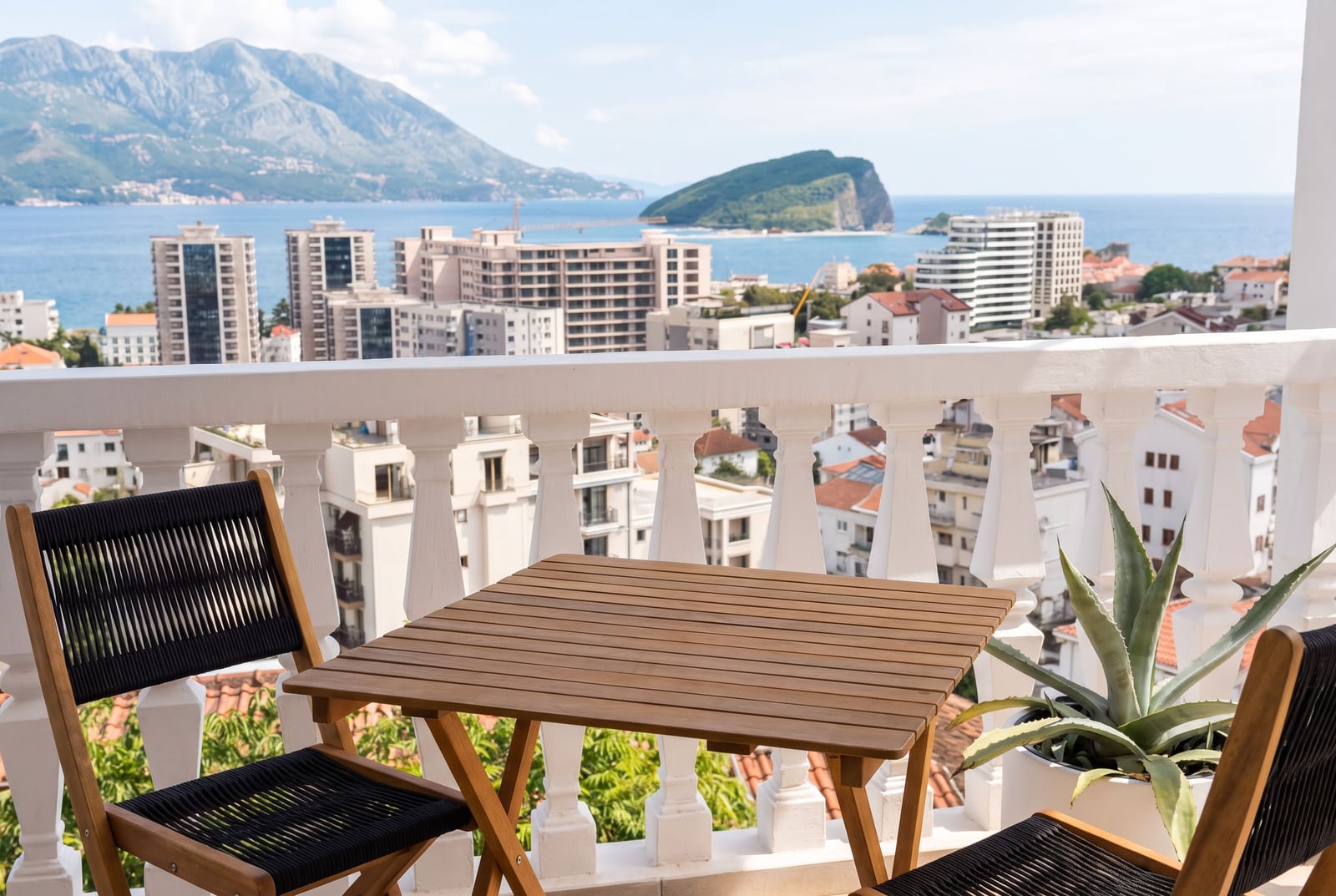 Apartment in Budva No. 2818