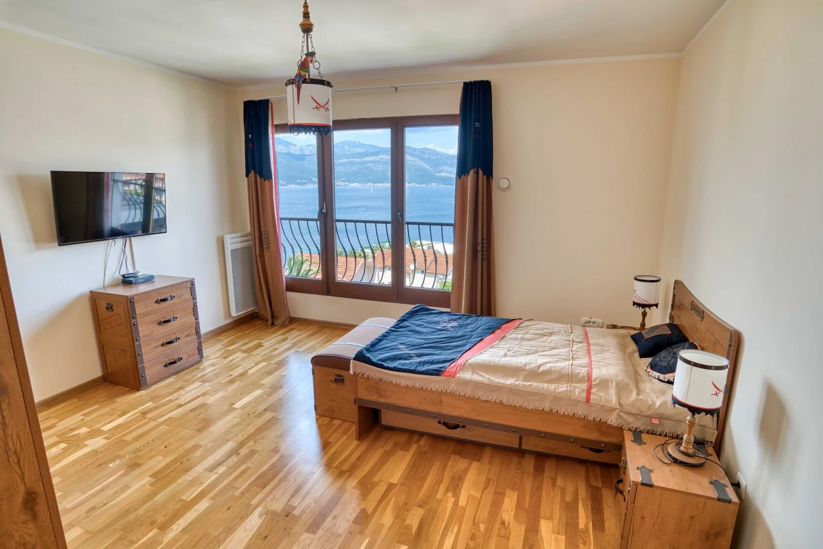 House in Tivat No. 2947