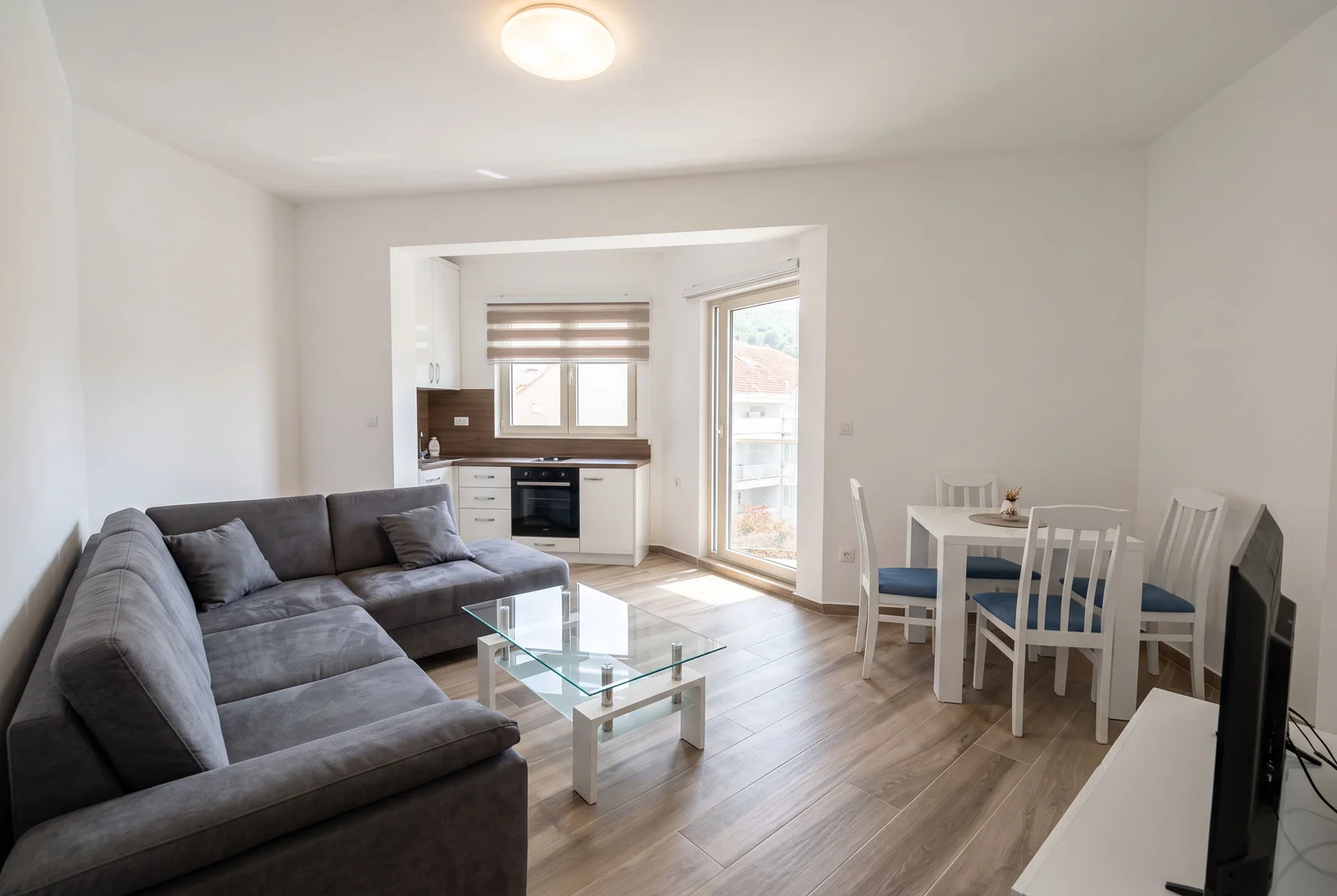 Apartment in Budva No. 2924