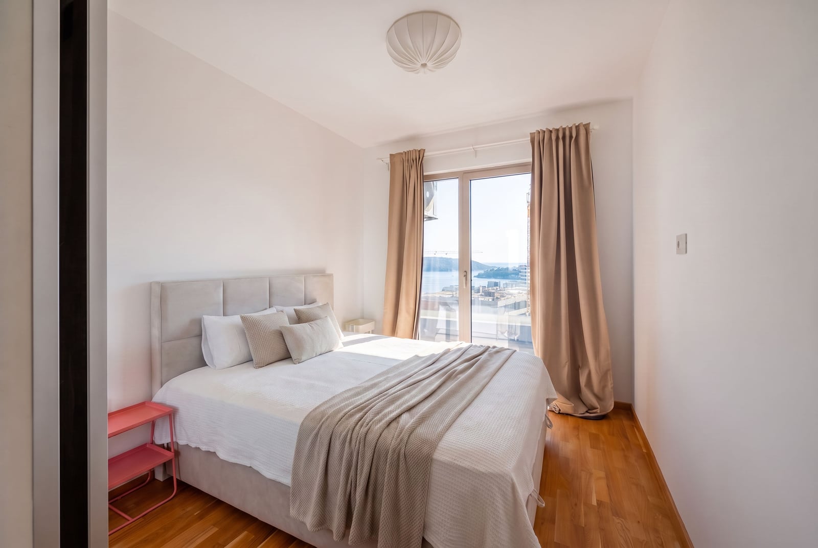 Chambre — Appartements à Bečići