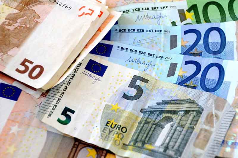 Średnia pensja w Czarnogórze w lutym wyniosła 706 euro