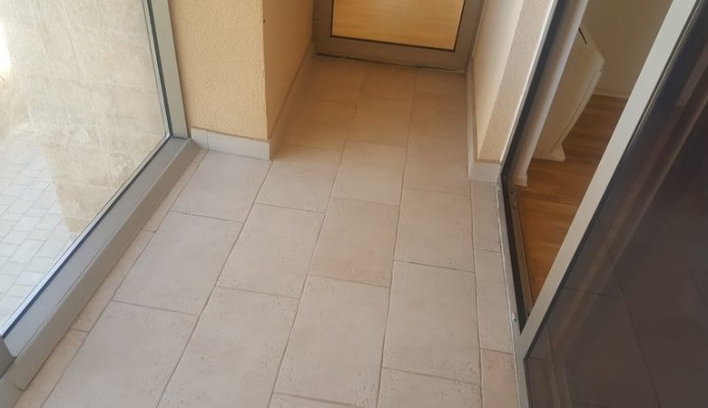 780
