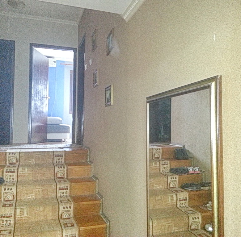780