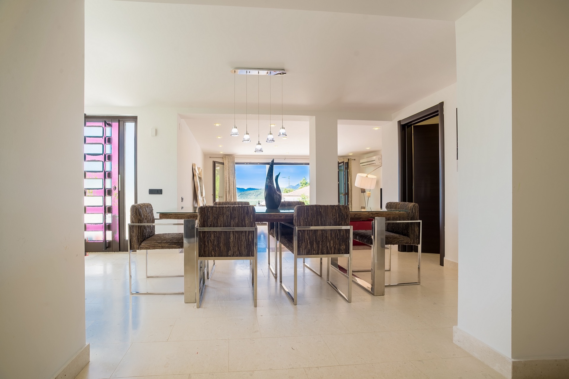 Villa de 4 dormitorios 240 m² Lustica, Montenegro