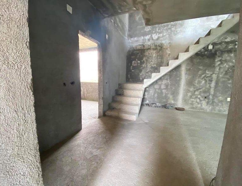 780