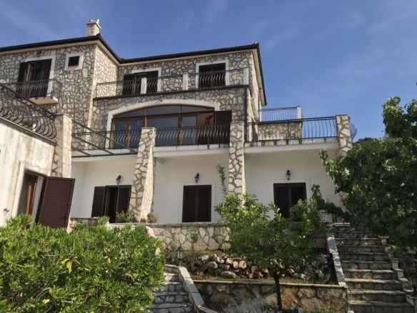 Villa on the peninsula Lustica No. 2021