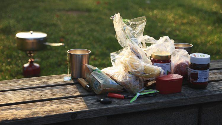 Черногория планирует ввести запрет на пластиковые пакеты